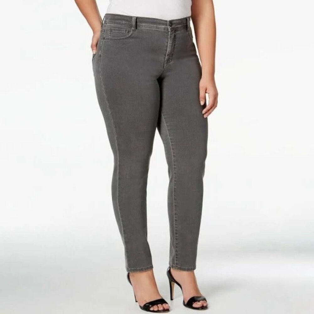 NWT Style & Co‎  High Rise Tummy Control Slim Leg Pant Size 12P